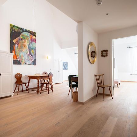 Boutiquehotel Zum Goldenen Hirschen Gmunden Eksteriør billede