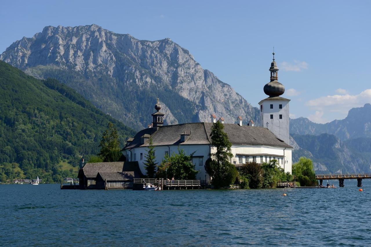 Boutiquehotel Zum Goldenen Hirschen Gmunden Eksteriør billede