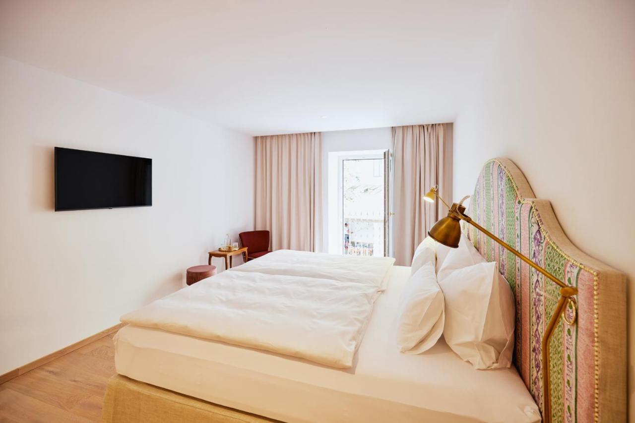Boutiquehotel Zum Goldenen Hirschen Gmunden Eksteriør billede