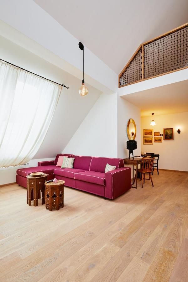 Boutiquehotel Zum Goldenen Hirschen Gmunden Eksteriør billede