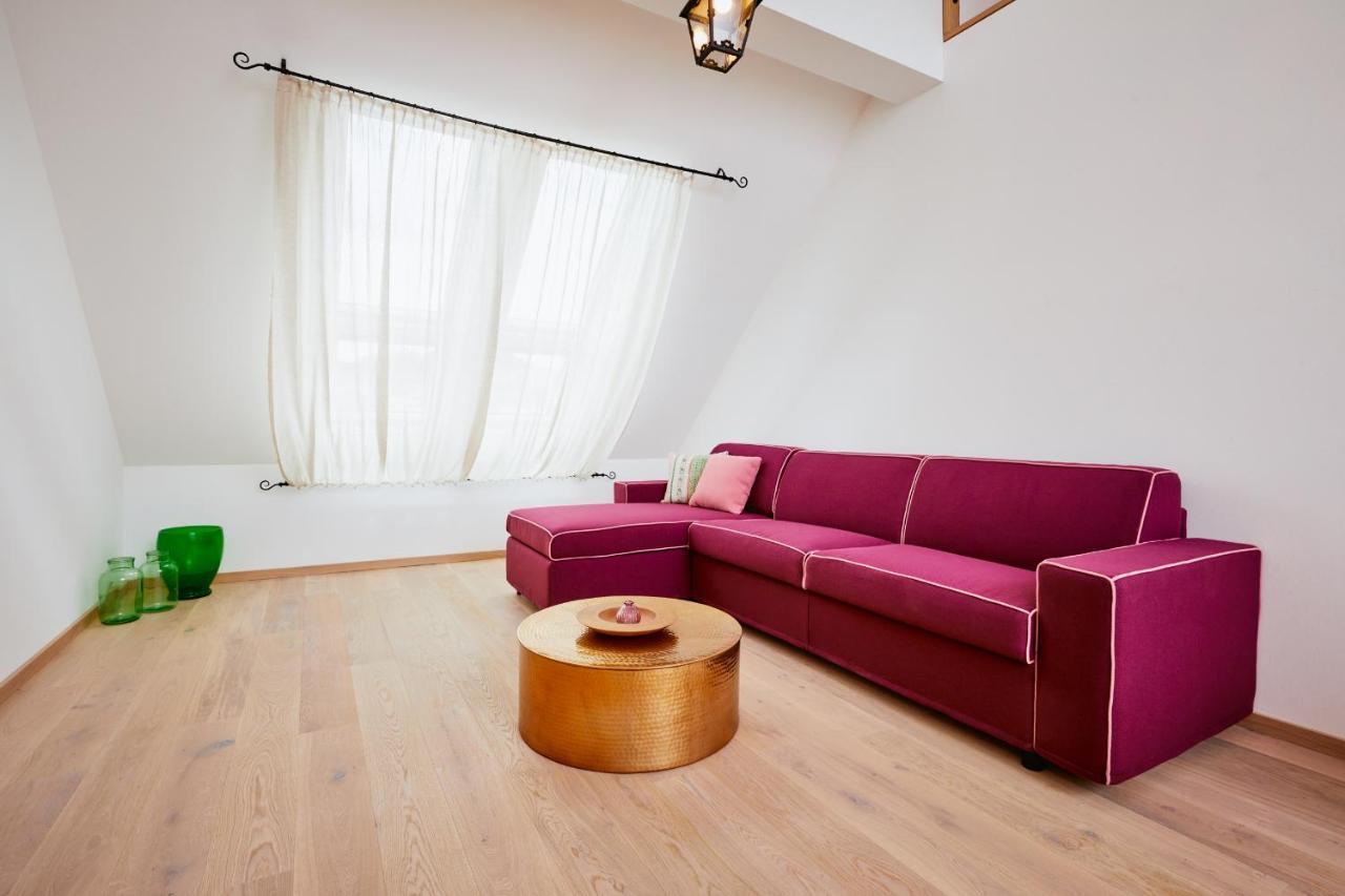 Boutiquehotel Zum Goldenen Hirschen Gmunden Eksteriør billede