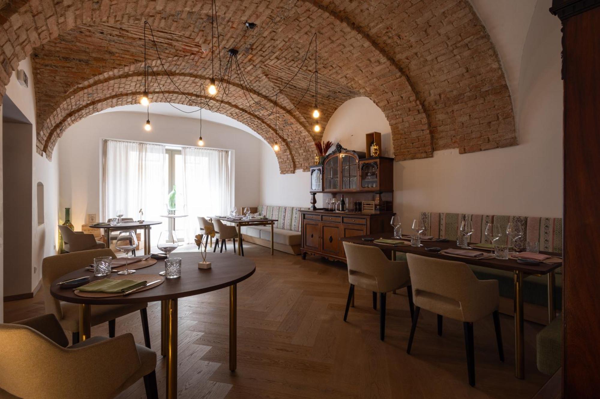Boutiquehotel Zum Goldenen Hirschen Gmunden Eksteriør billede