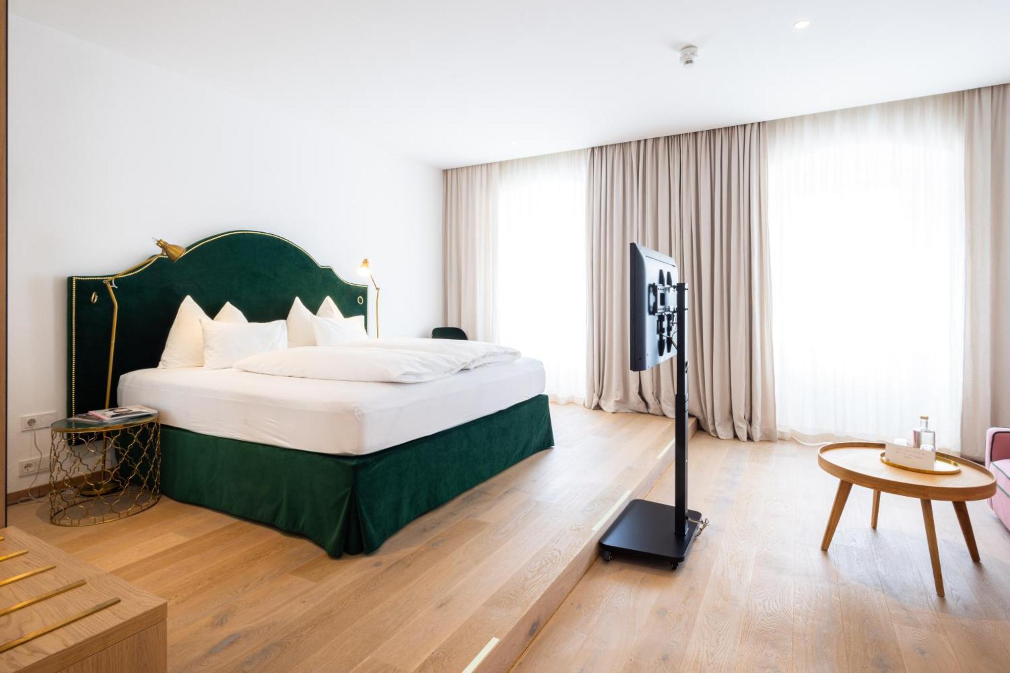 Boutiquehotel Zum Goldenen Hirschen Gmunden Eksteriør billede