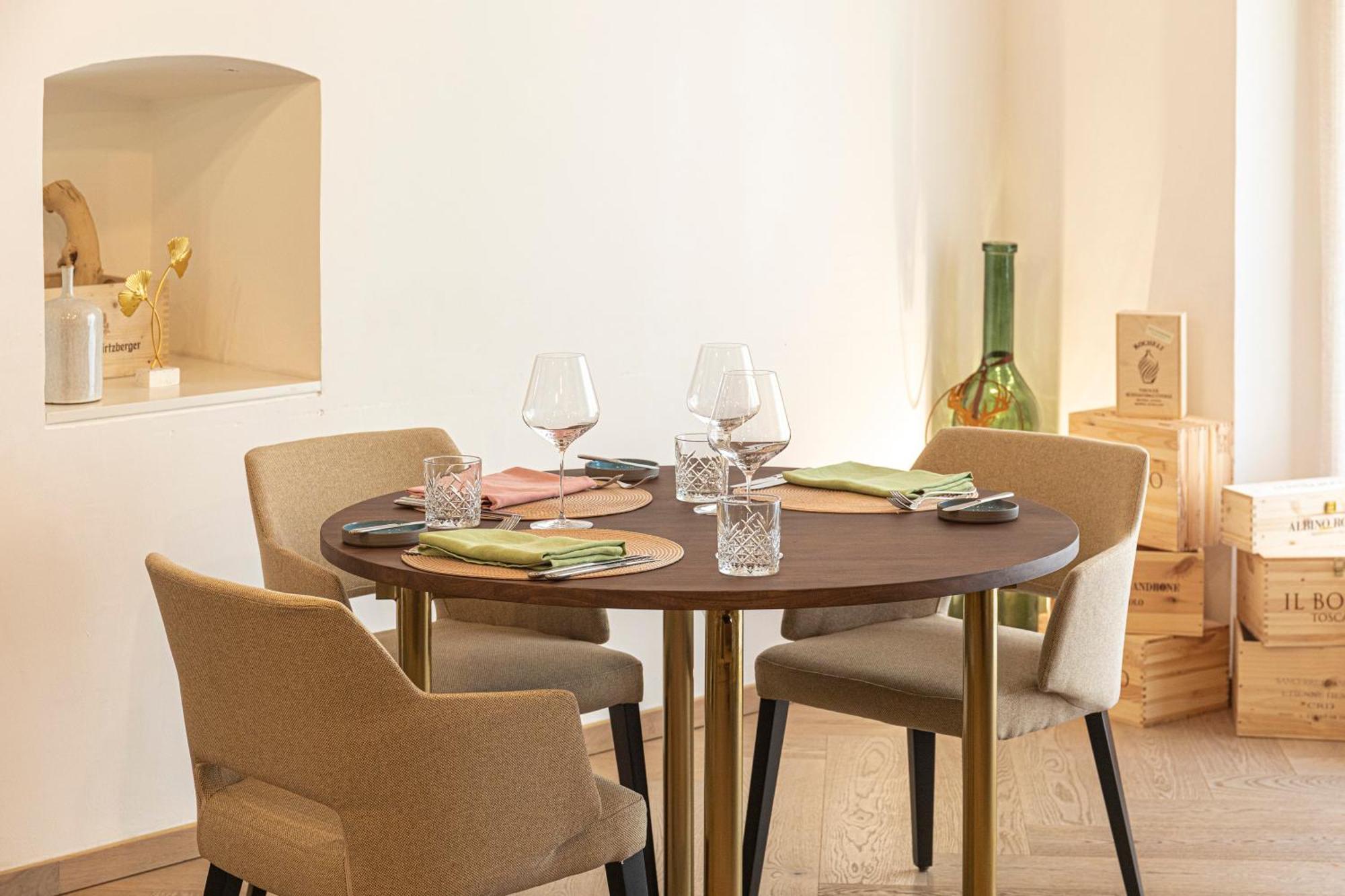 Boutiquehotel Zum Goldenen Hirschen Gmunden Eksteriør billede